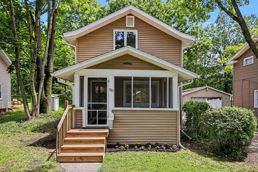 320 Trimble Avenue Kalamazoo, MI 49048