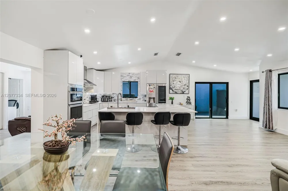 5923 SW 147th Pl Miami, FL 33193