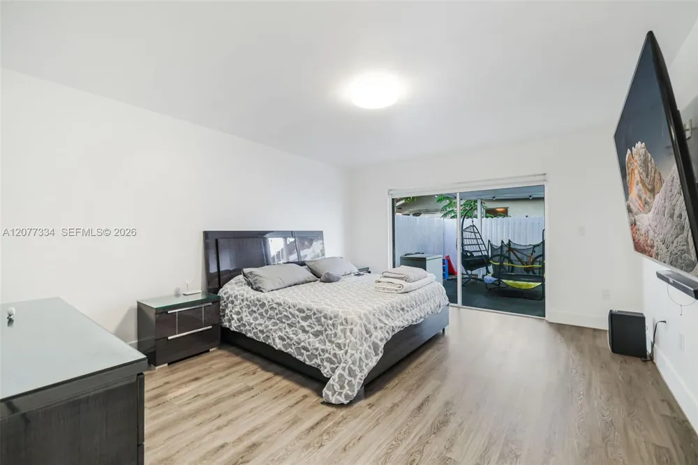 5923 SW 147th Pl Miami, FL 33193