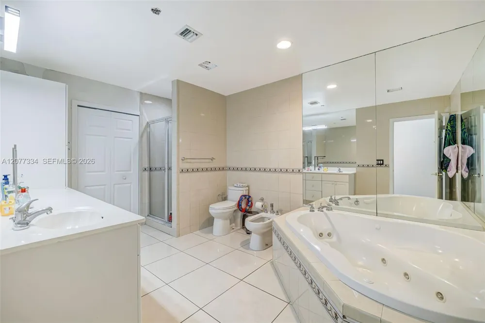 5923 SW 147th Pl Miami, FL 33193