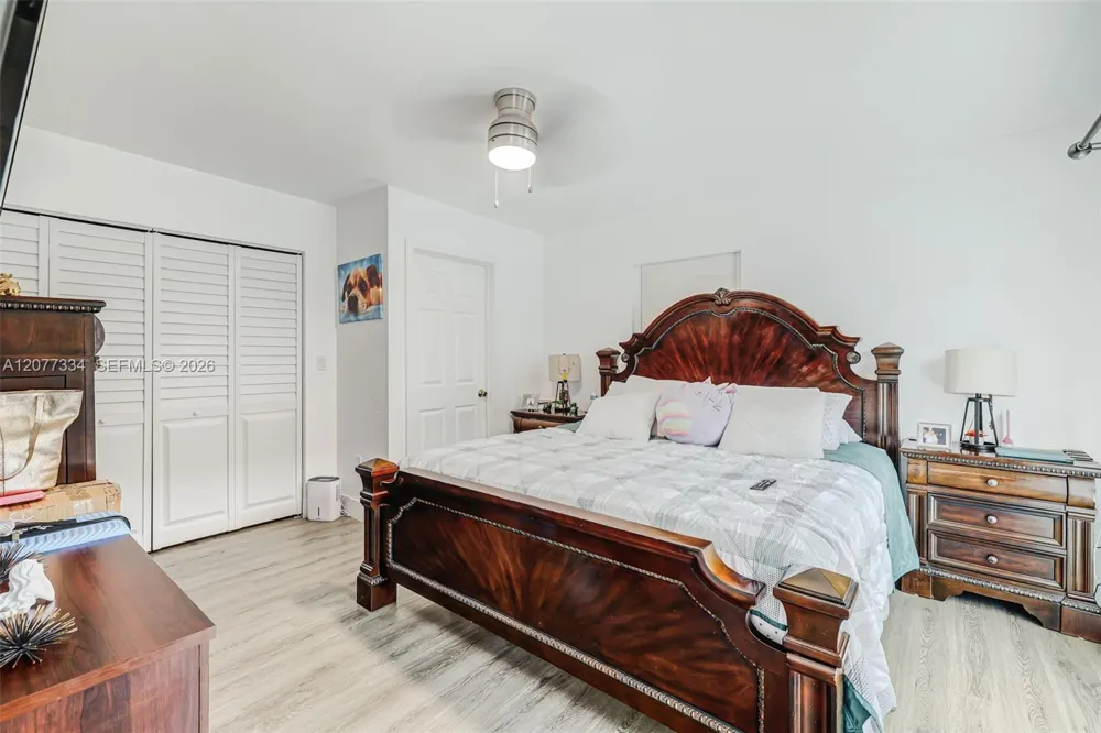 5923 SW 147th Pl Miami, FL 33193