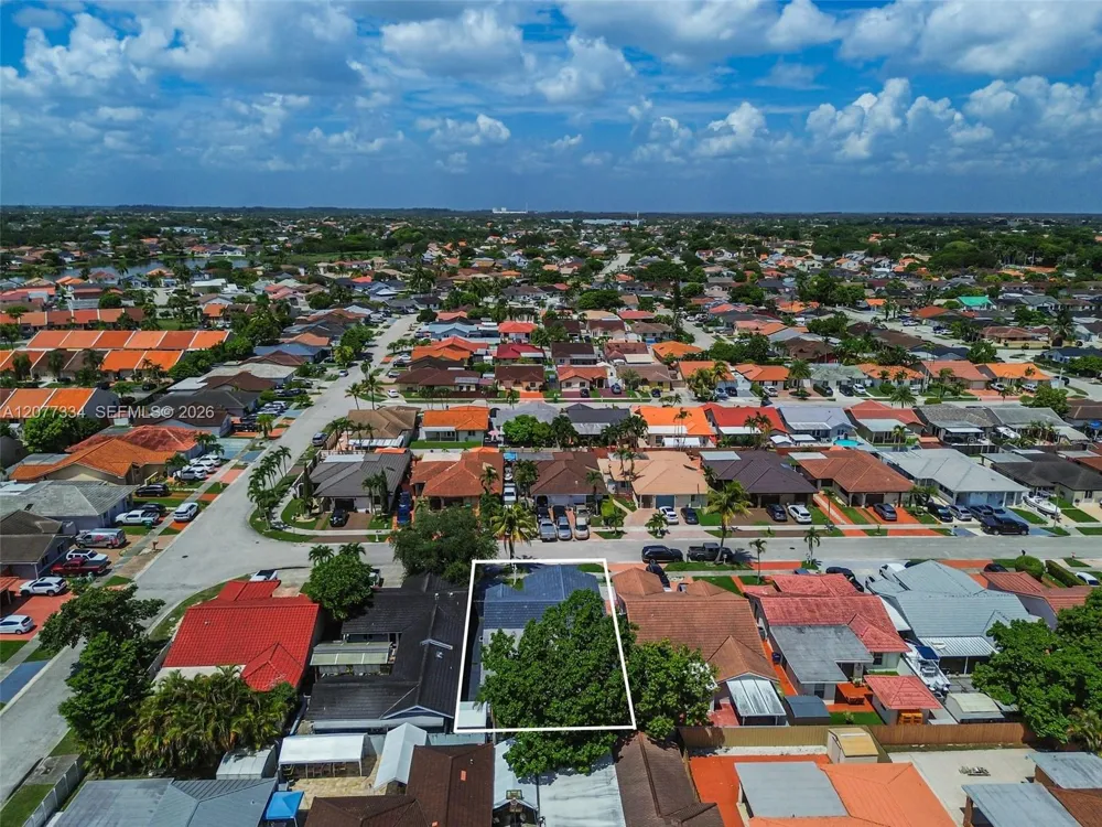 5923 SW 147th Pl Miami, FL 33193