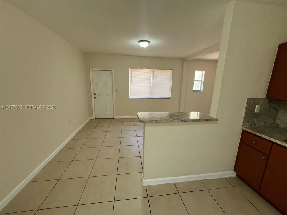 686 NE 85th St #3B Miami, FL 33138