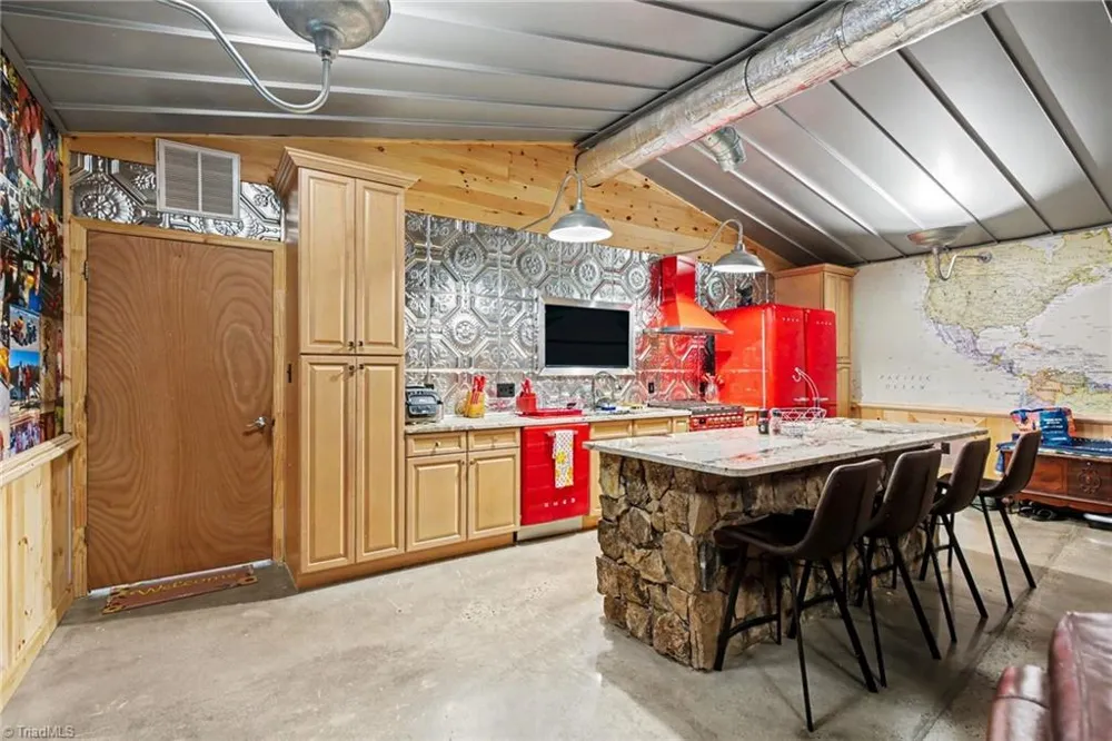 2358 Motsinger Road Winston-Salem, NC 27107