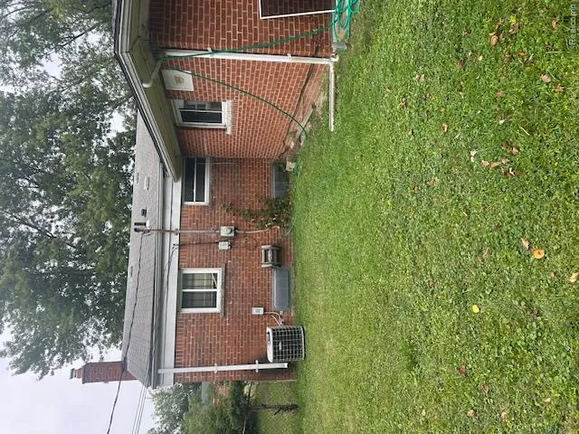 3752 Williams Street Inkster City, MI 48141