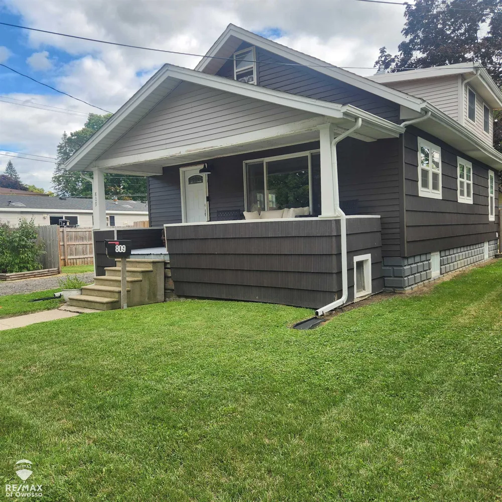 809 Ryan Street Owosso City, MI 48867