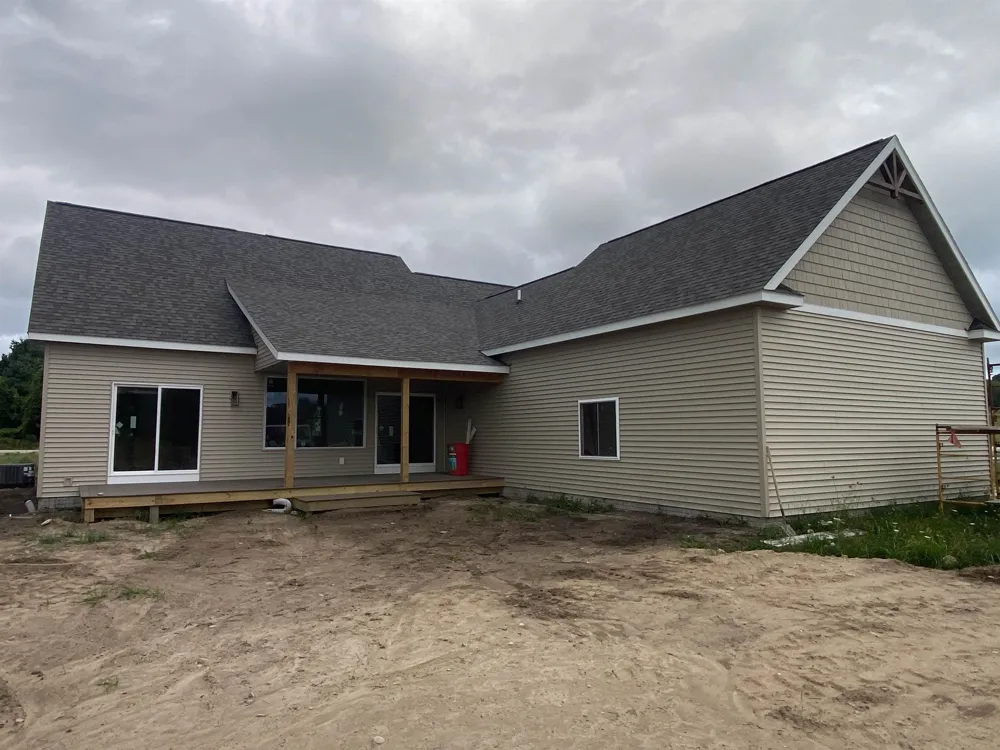 12000 Barkley Lane Milton Township, MI 49676