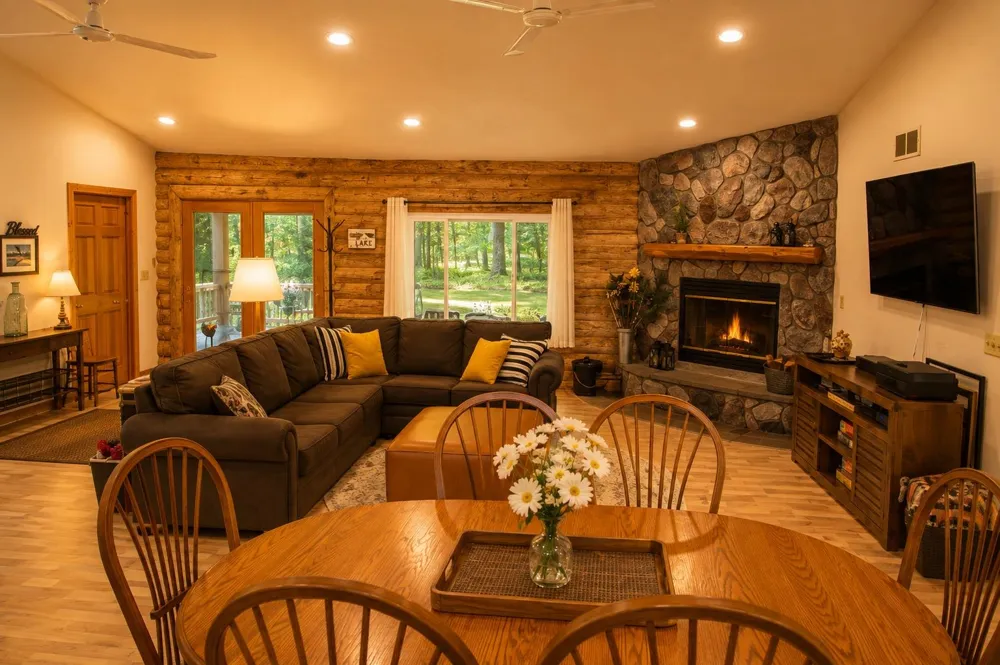 11575 Fredmar Green Lake Township, MI 49643