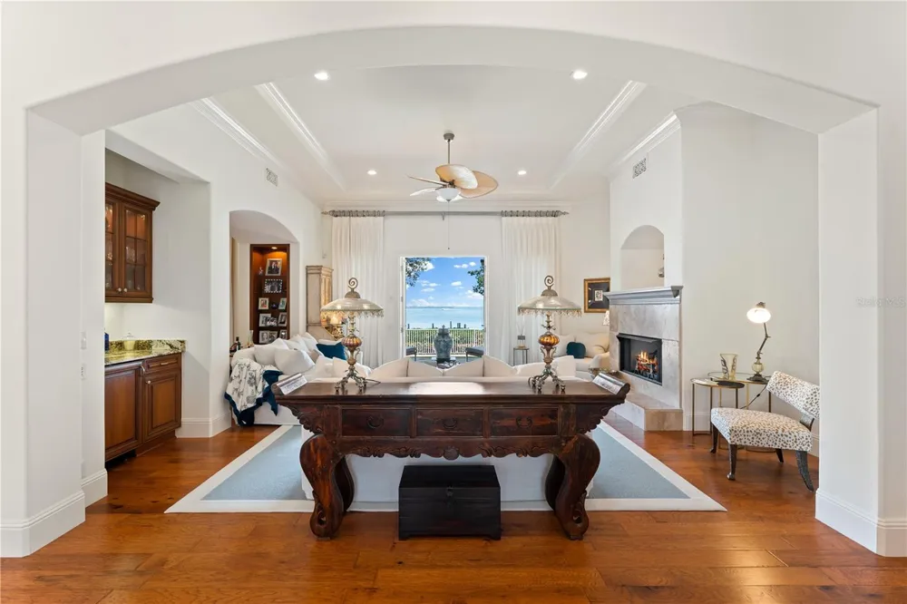 757 HIDEAWAY BAY DRIVE Longboat Key, FL 34228