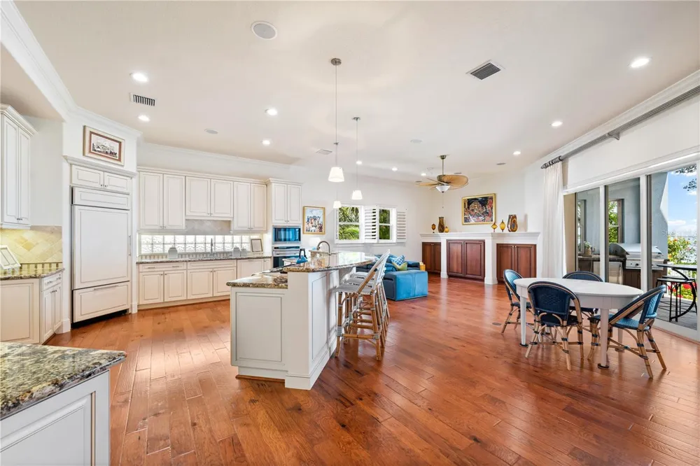 757 HIDEAWAY BAY DRIVE Longboat Key, FL 34228