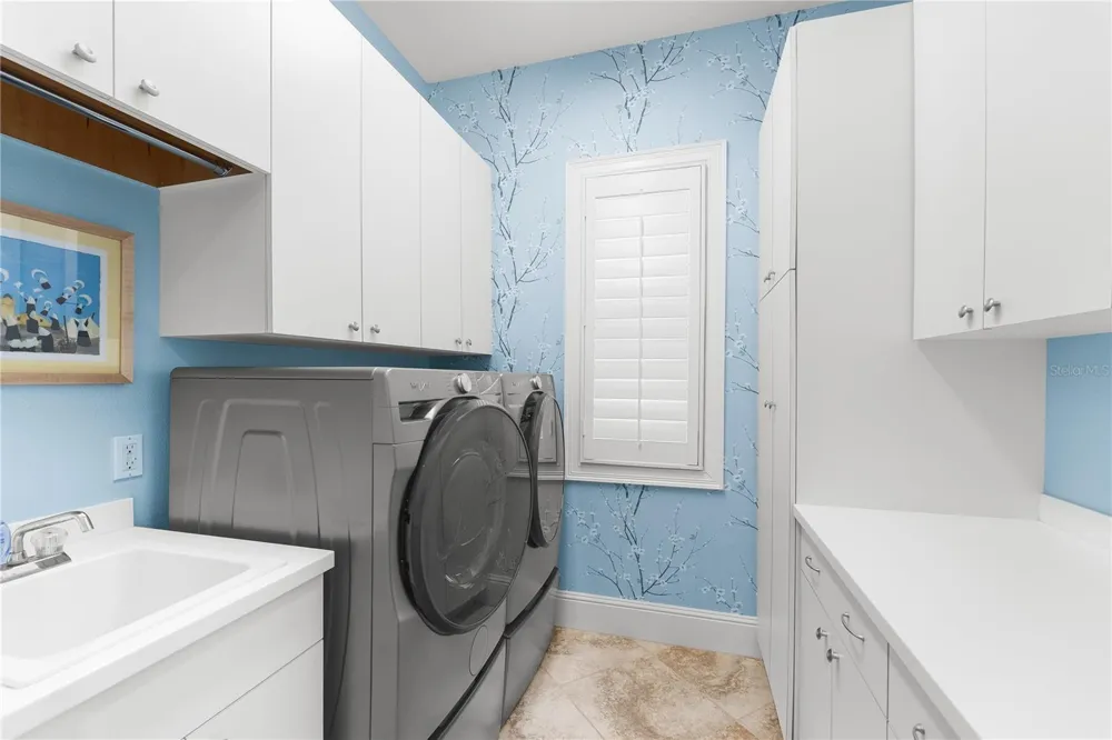 757 HIDEAWAY BAY DRIVE Longboat Key, FL 34228