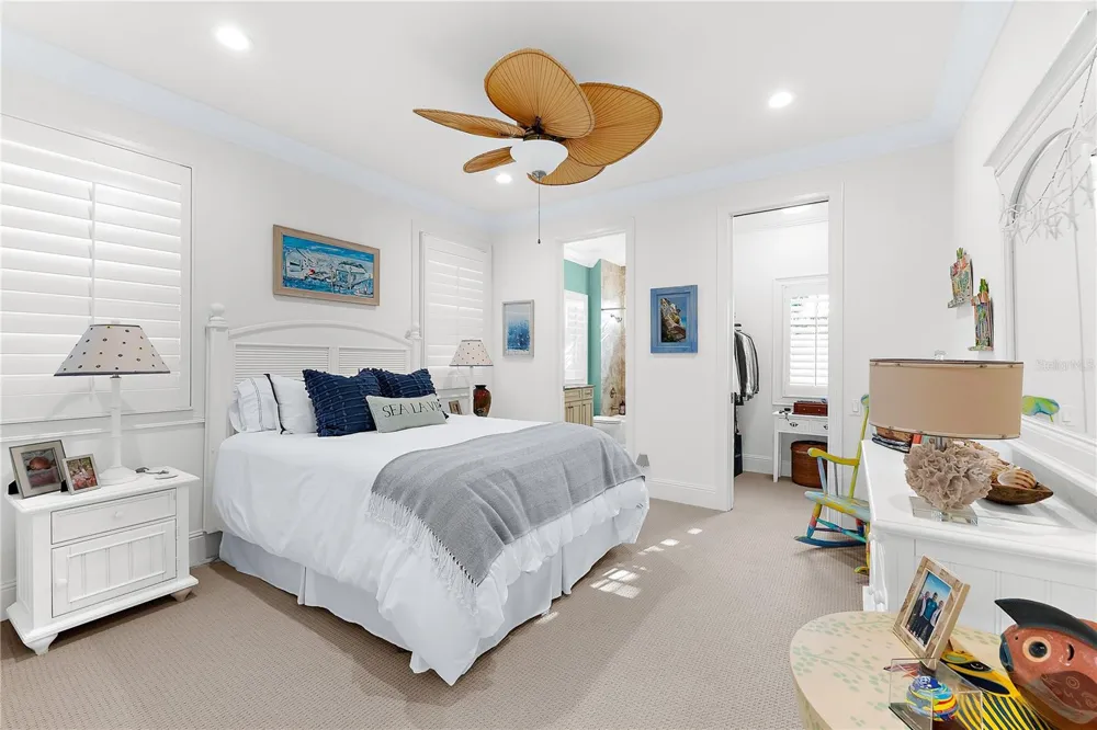757 HIDEAWAY BAY DRIVE Longboat Key, FL 34228