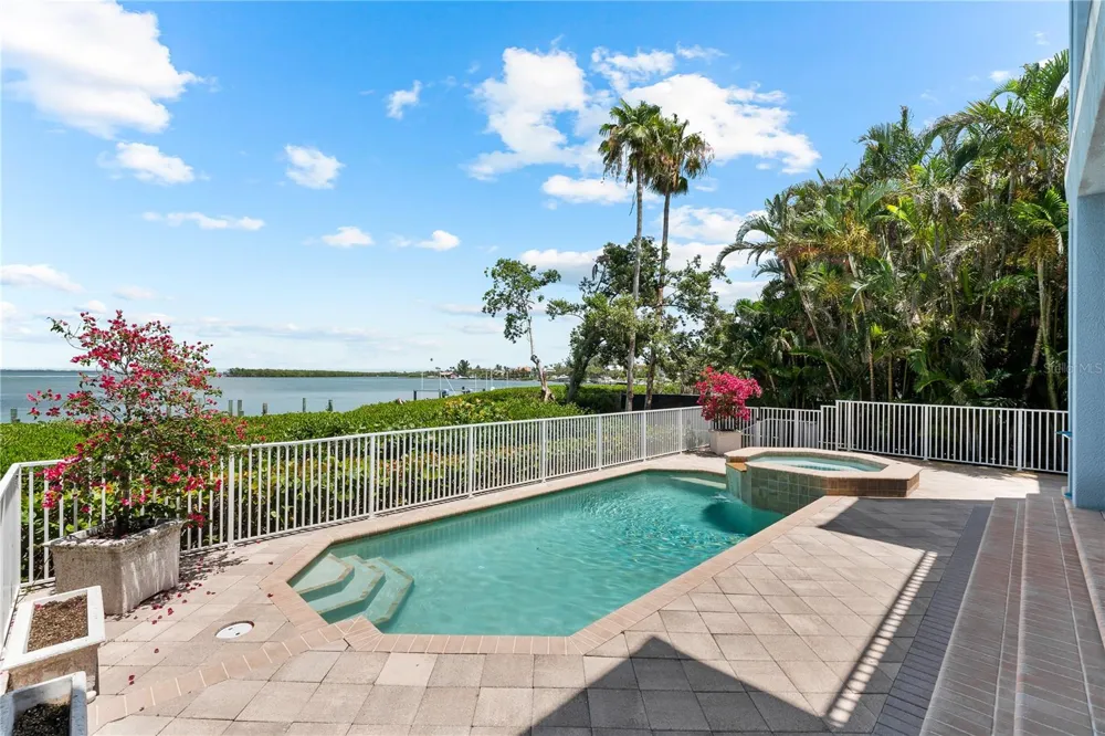 757 HIDEAWAY BAY DRIVE Longboat Key, FL 34228