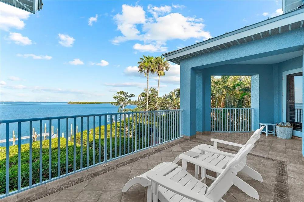 757 HIDEAWAY BAY DRIVE Longboat Key, FL 34228