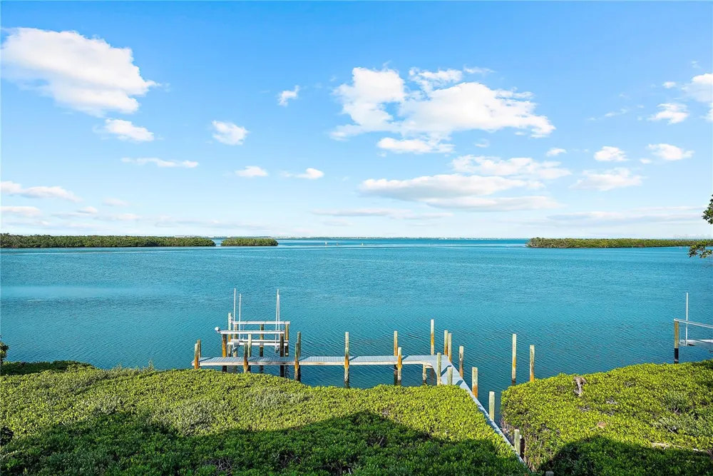 757 HIDEAWAY BAY DRIVE Longboat Key, FL 34228