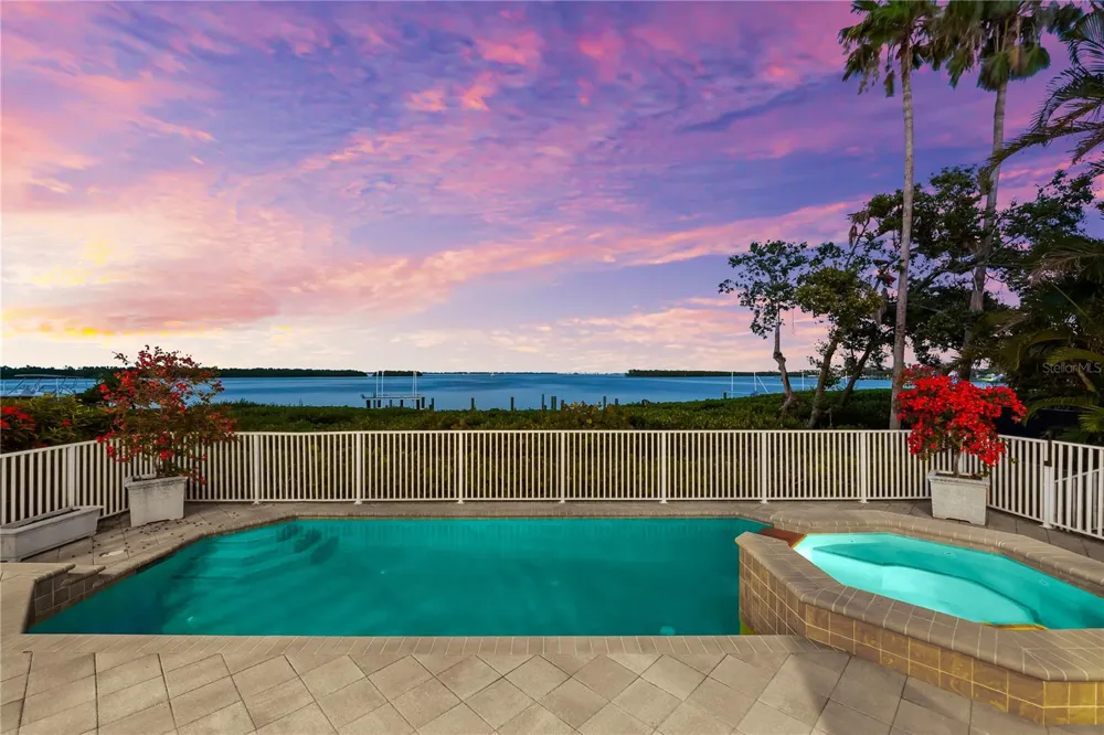 757 HIDEAWAY BAY DRIVE Longboat Key, FL 34228