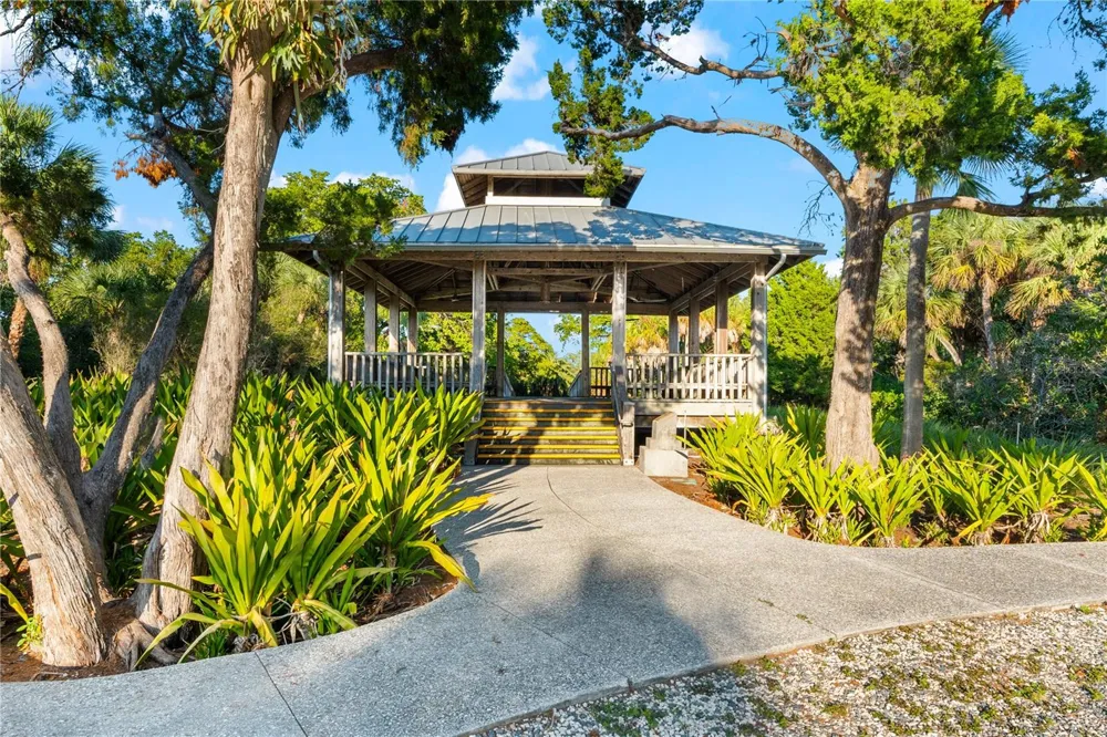 757 HIDEAWAY BAY DRIVE Longboat Key, FL 34228