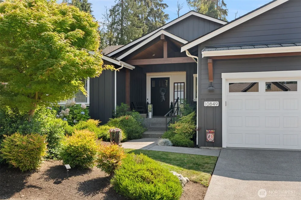 10849 NE Apple Tree Point Lane Kingston, WA 98346