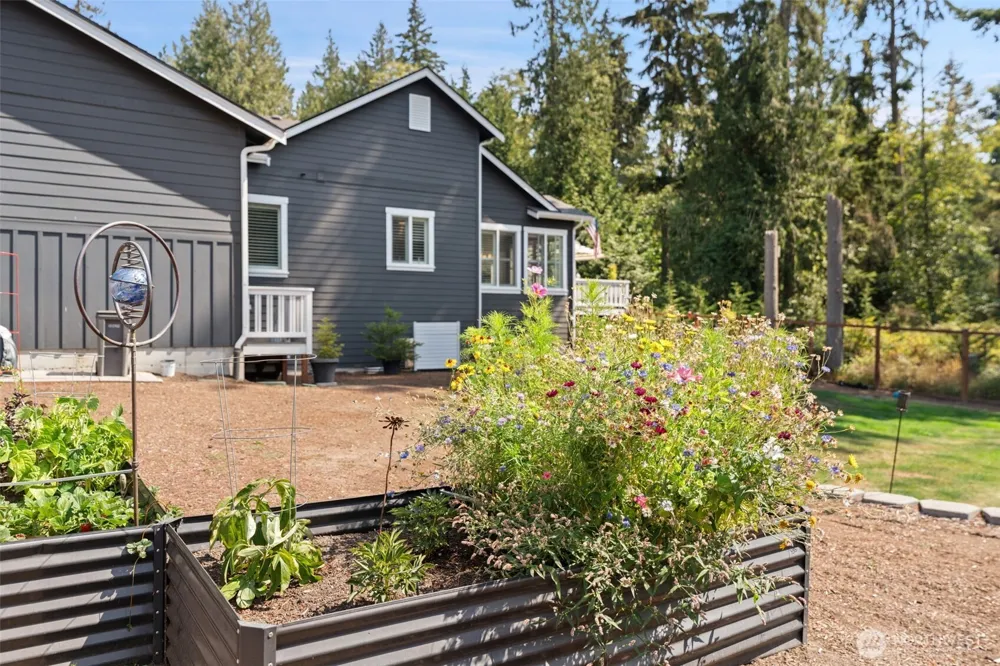 10849 NE Apple Tree Point Lane Kingston, WA 98346