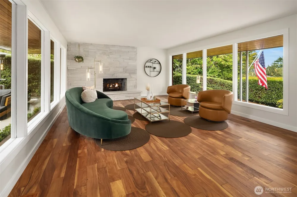 6635 57th Avenue NE Seattle, WA 98115