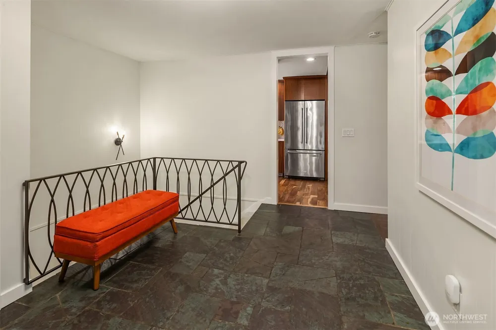 6635 57th Avenue NE Seattle, WA 98115