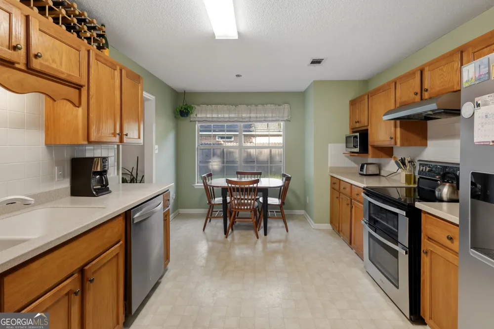 135 Hawthorne DR Guyton, GA 31312