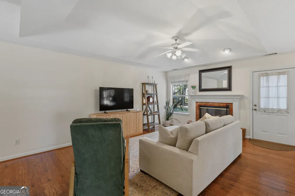 135 Hawthorne DR Guyton, GA 31312