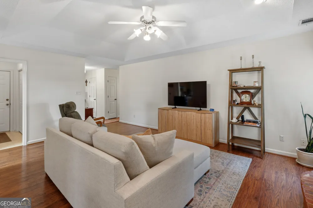 135 Hawthorne DR Guyton, GA 31312