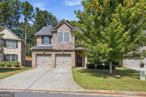 157 Ashbury CIR