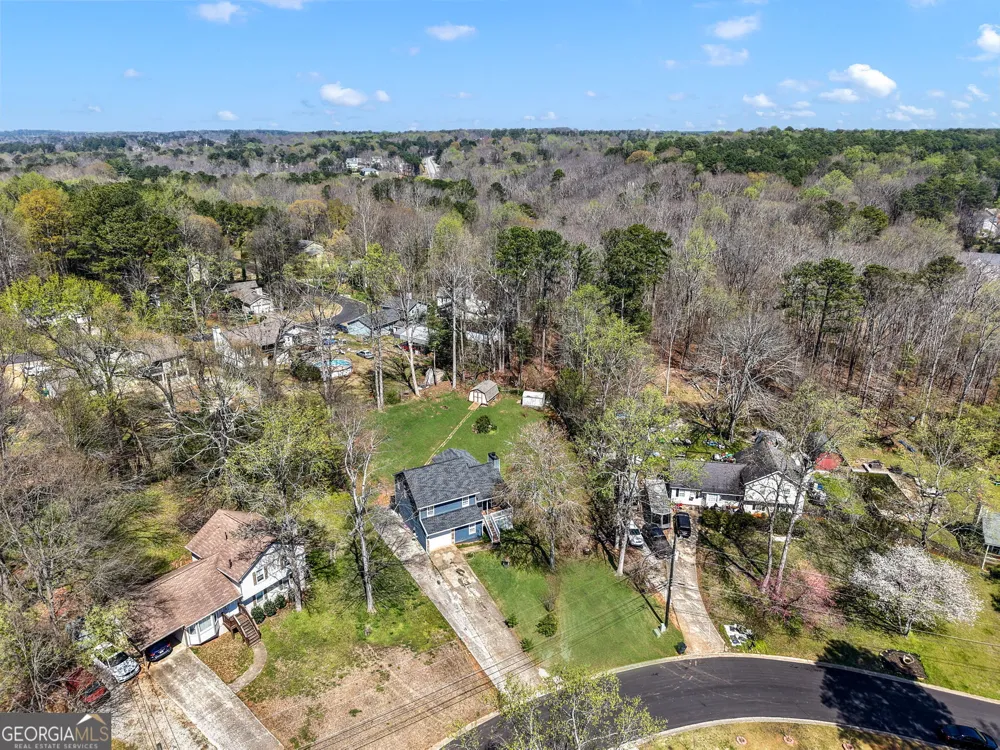 1349 Ashbrook DR Lawrenceville, GA 30043