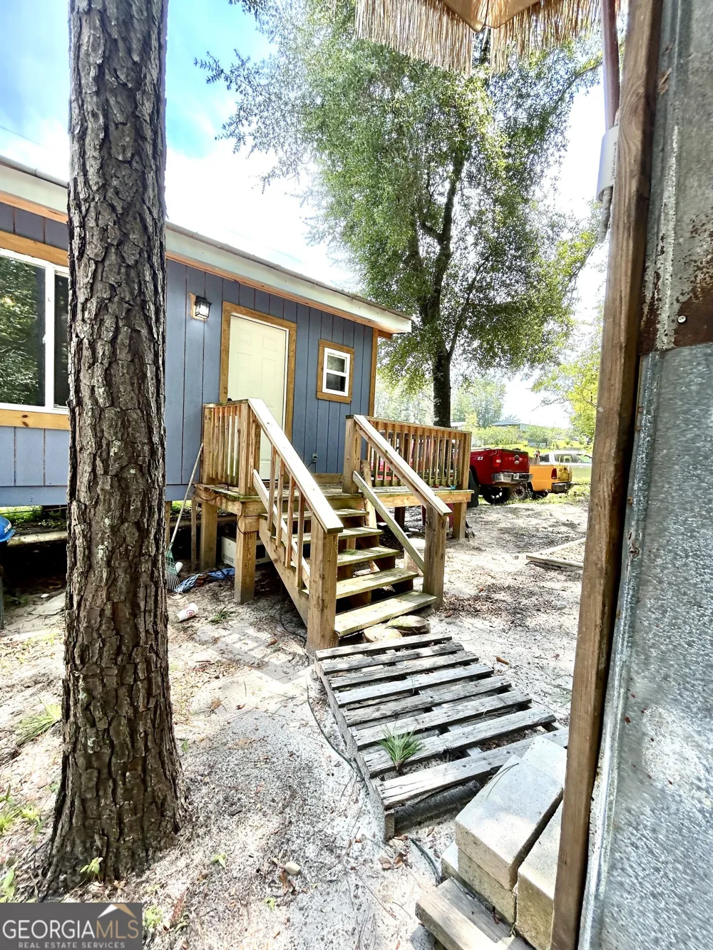2266 Carter's Bight Landing Rd. Surrency, GA 31563