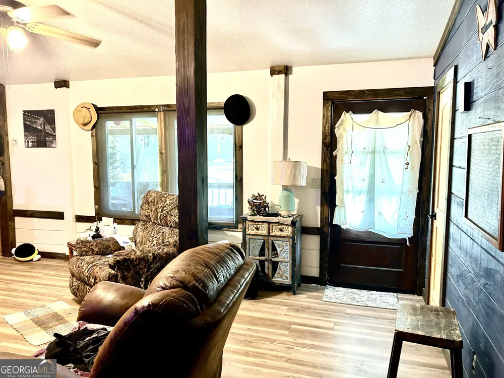 2266 Carter's Bight Landing Rd. Surrency, GA 31563