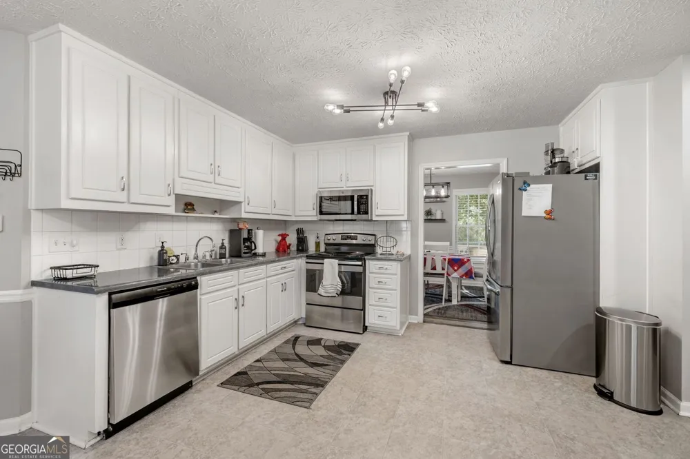 410 Winston Manor DR Winder, GA 30680