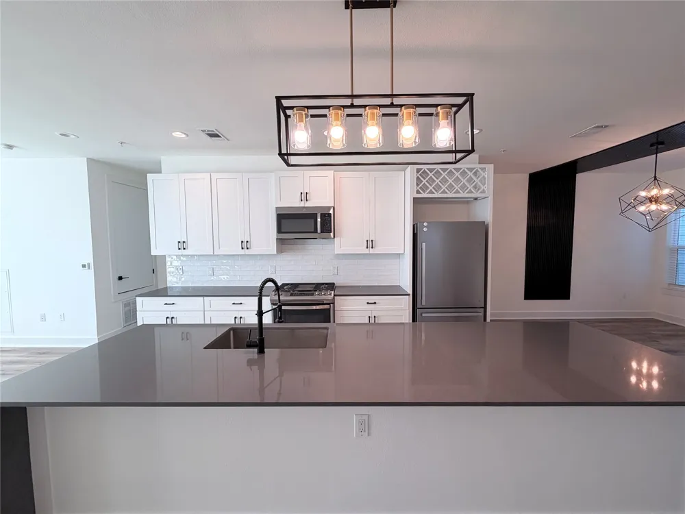 1417 Kramer Ln #23 Austin, TX 78758