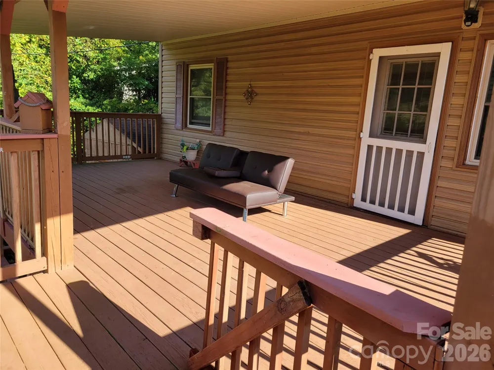 507 Utah Mountain Road Waynesville, NC 28785