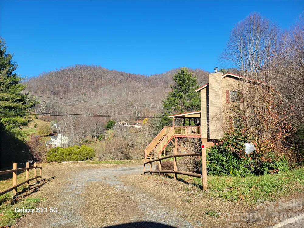 507 Utah Mountain Road Waynesville, NC 28785