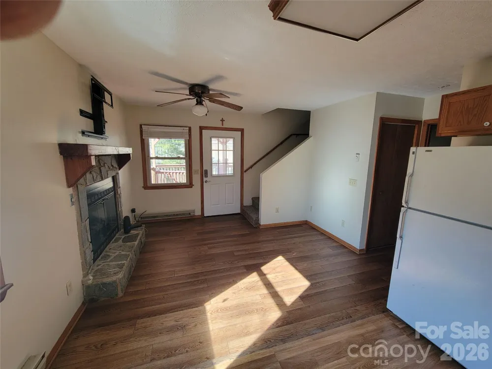 507 Utah Mountain Road Waynesville, NC 28785