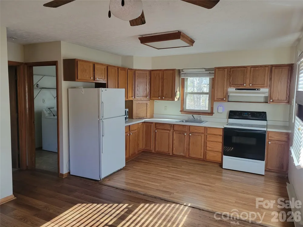 507 Utah Mountain Road Waynesville, NC 28785