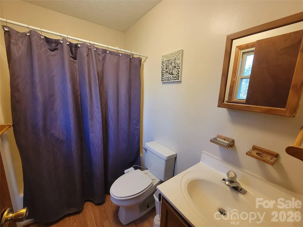 507 Utah Mountain Road Waynesville, NC 28785