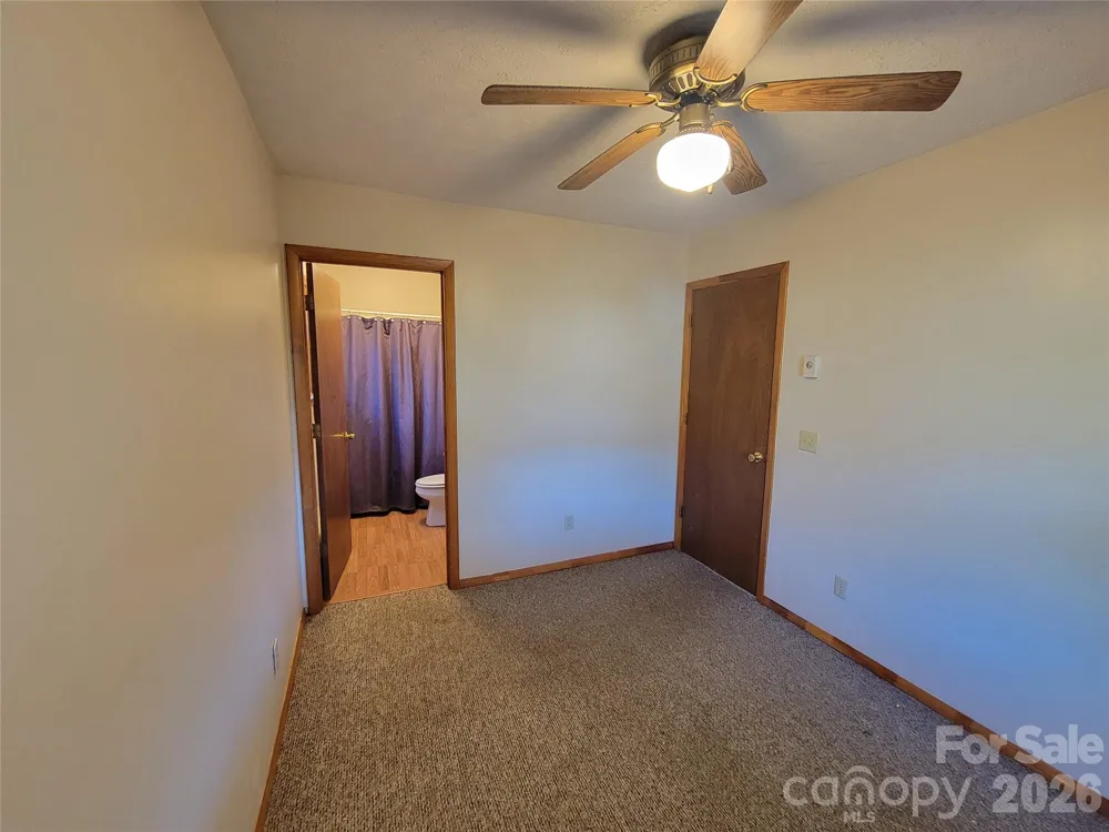 507 Utah Mountain Road Waynesville, NC 28785