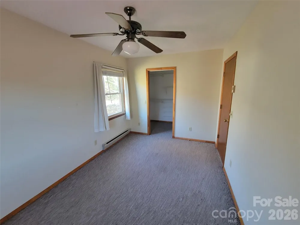 507 Utah Mountain Road Waynesville, NC 28785