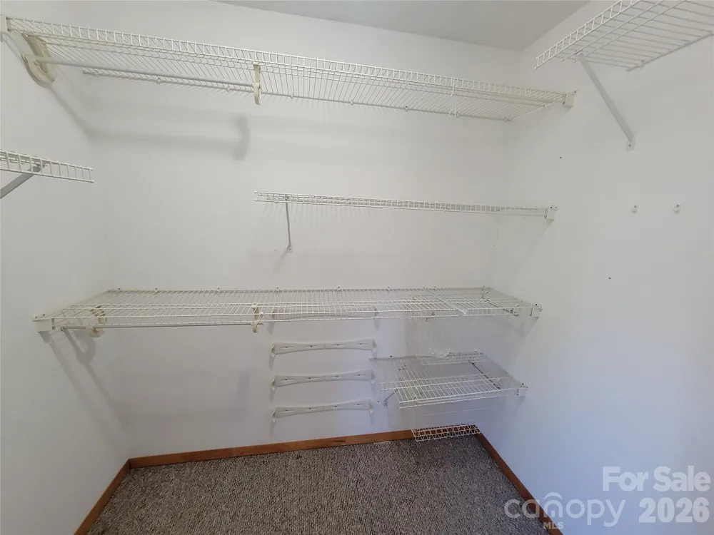 507 Utah Mountain Road Waynesville, NC 28785