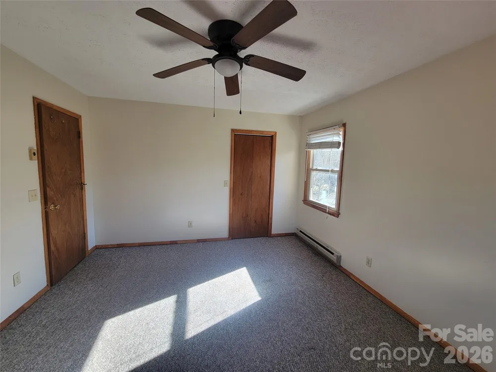 507 Utah Mountain Road Waynesville, NC 28785