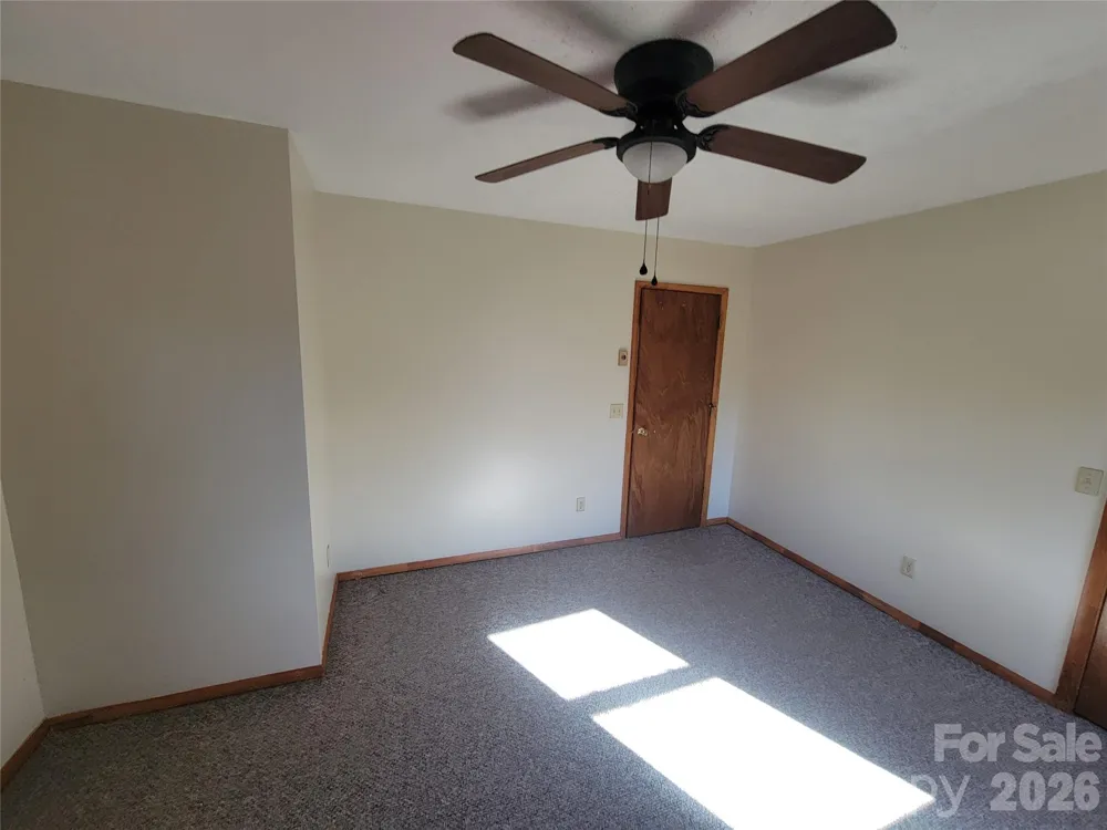 507 Utah Mountain Road Waynesville, NC 28785