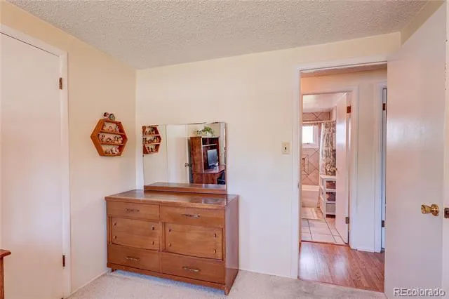 1026 W Princeton Place Englewood, CO 80110