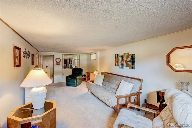 1026 W Princeton Place Englewood, CO 80110
