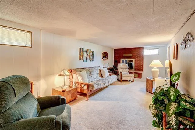 1026 W Princeton Place Englewood, CO 80110