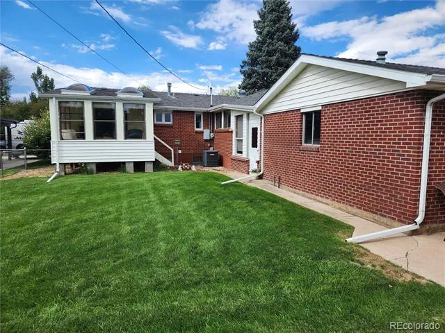 1026 W Princeton Place Englewood, CO 80110