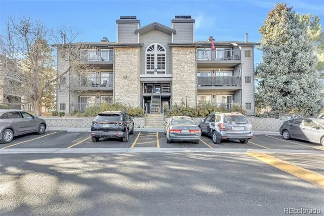 2575 S Syracuse Way #J108 Denver, CO 80231