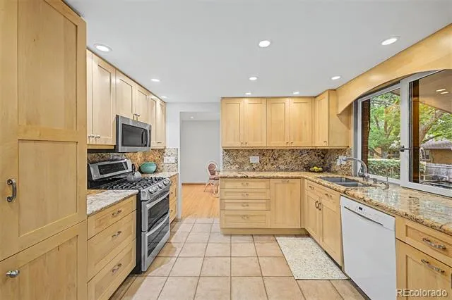 7730 Nelson Street Arvada, CO 80005